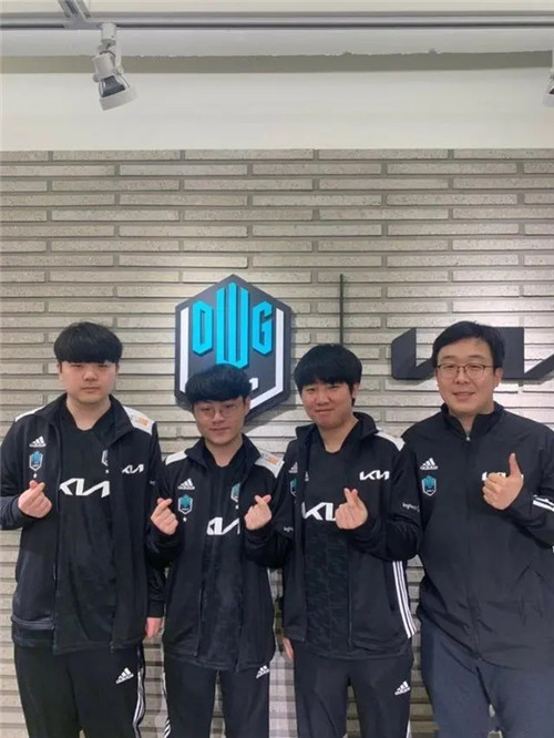 得格外残酷 得格外残酷